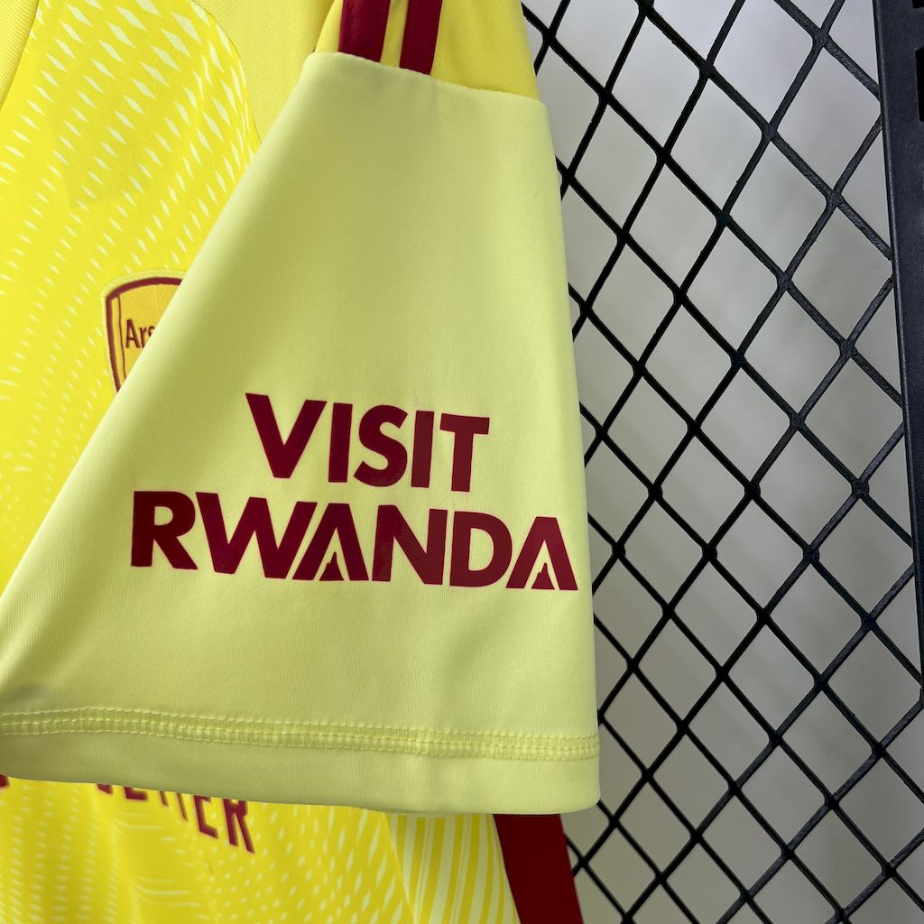arsenal 2025/26 yellow goalkeeper jersey Arsenal 2025/26 Yellow goalkeeper Jersey